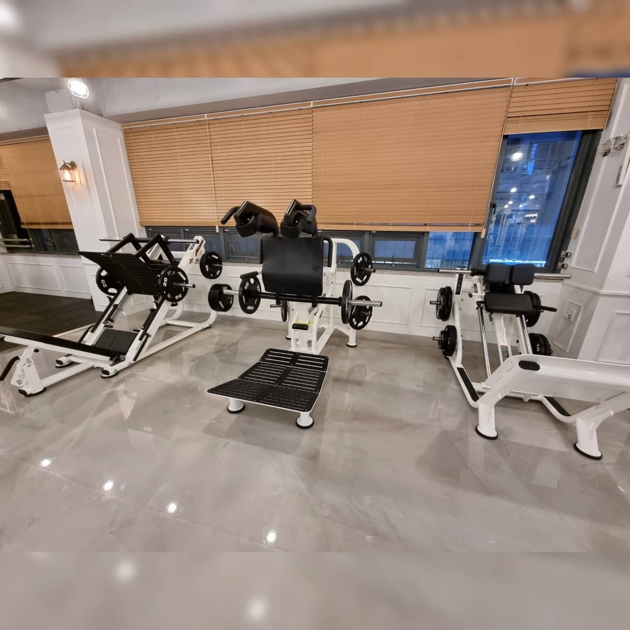/user/s/stronggym/editor/2109/34bdec7e70e4a1a1935b3f953f3bbf4b_1630732626_3193.jpg 이미지크게보기