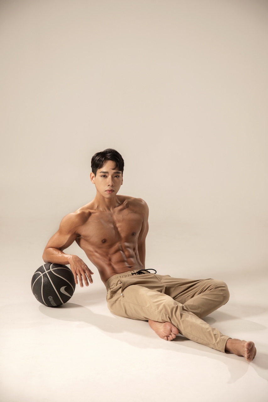 /user/s/stronggym/editor/2109/bf6e90f1cbc257a12b38f4193ea7eb6c_1630474231_249.jpg 이미지크게보기