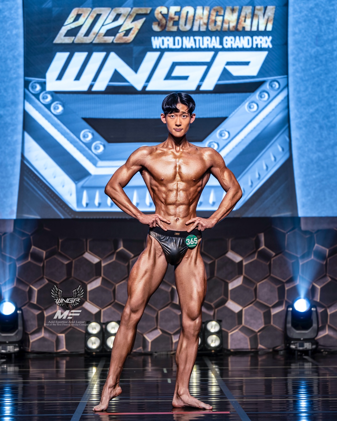 /user/s/stronggym/editor/2508/71086552bdaddb531febcbed9f431a42_1755781001_6493.jpg 이미지크게보기