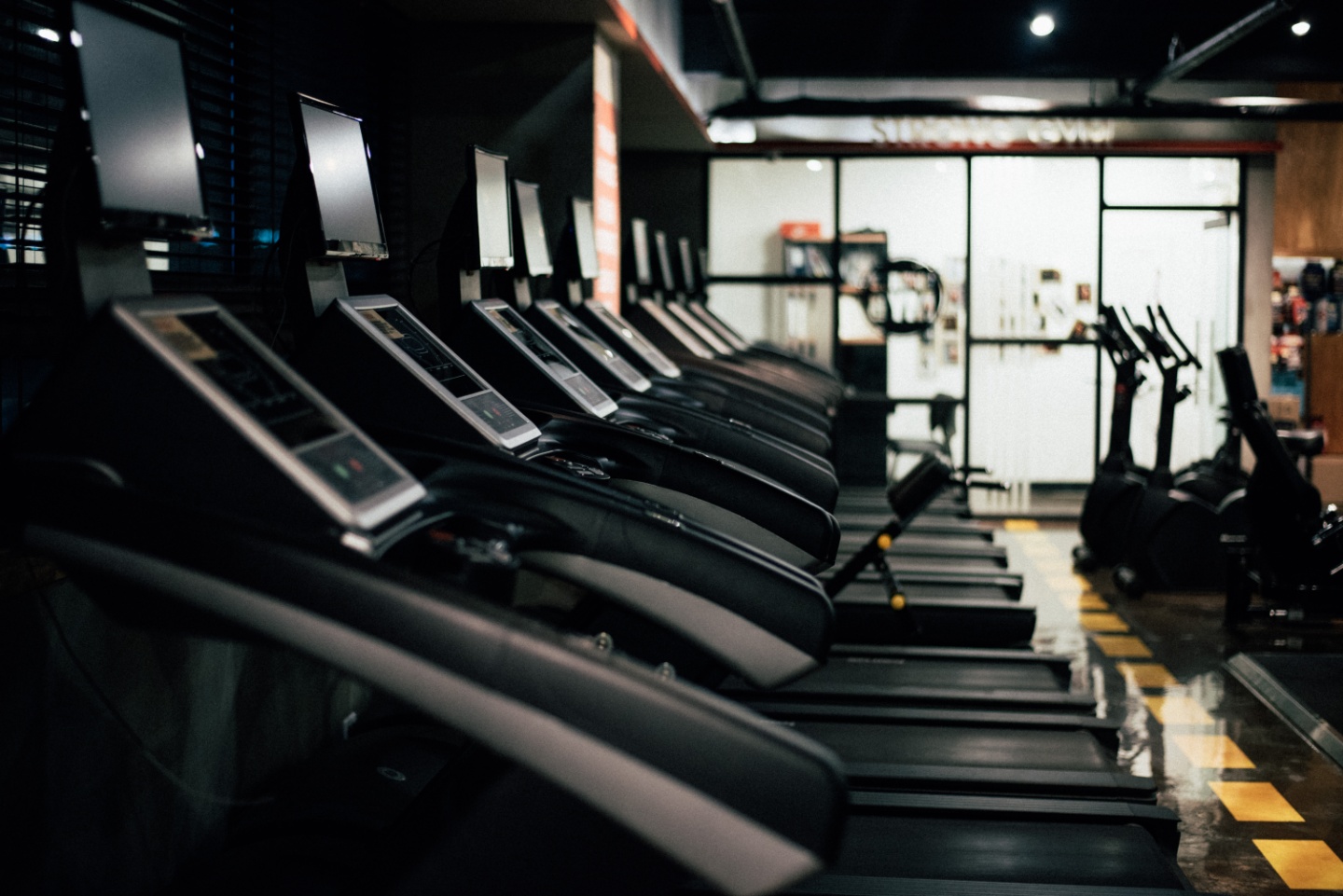/user/s/stronggym/editor/1709/b47db07e5458ed7ebec08ddd0c1c8caa_1506667014_345.JPG 이미지크게보기