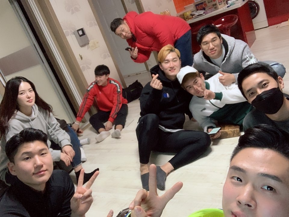 /user/s/stronggym/editor/1812/aec057c0680cde6dcbc343fe95c2ae1b_1545108004_4739.jpg 이미지크게보기